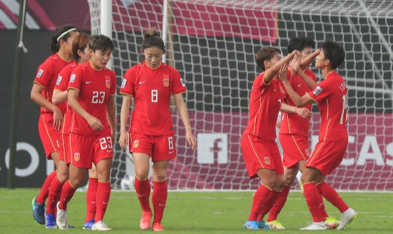 bsports官网- 诺瓦拉女足问鼎意甲冠军，男足同城兄弟陷入低谷  